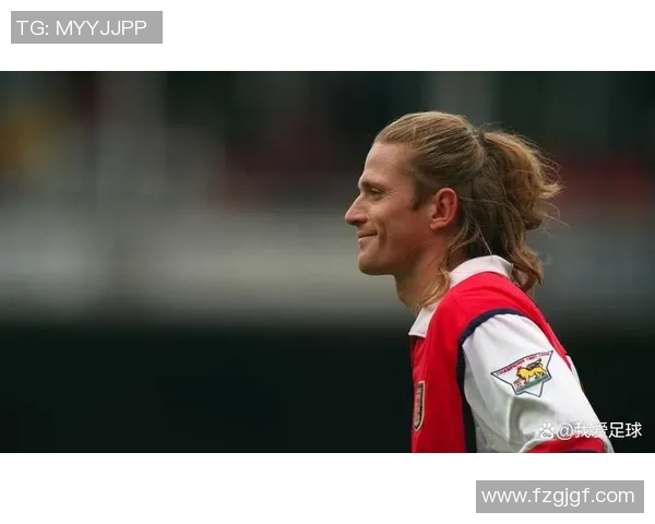 游侠儿究竟是哪个足球明星背后的真实故事与传奇经历